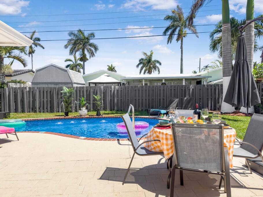 Amazing Home W Heated Pool 8 Mins To The Beach Lighthouse Point Ngoại thất bức ảnh